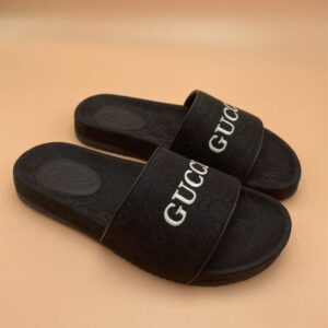 GUCCI GG CANVAS SLIDE SANDAL - Q124