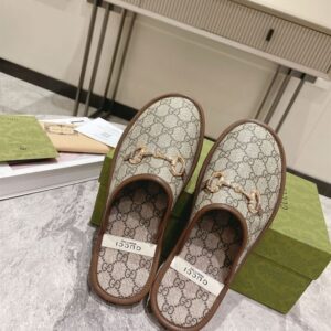 GUCCI GG HORSEBIT SLIPPER - Q117