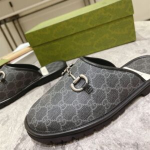 GUCCI GG HORSEBIT SLIPPER - Q120