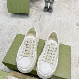 GUCCI GG ORIGINAL CANVAS WHITE LOW-TOP SNEAKERS - G066