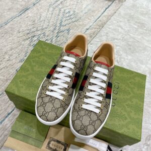 GUCCI GG SUPREME BEIGE SNEAKER - G140