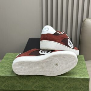 GUCCI INTERLOCKING G SNEAKER BORDEAUX SUEDE - G038