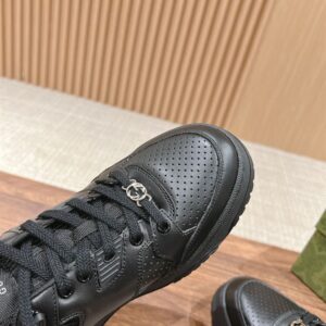 GUCCI JONES LEATHER SNEAKER - G043