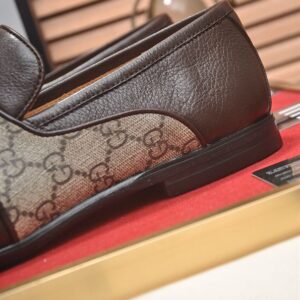 GUCCI JORDAAN LOAFER - IK015