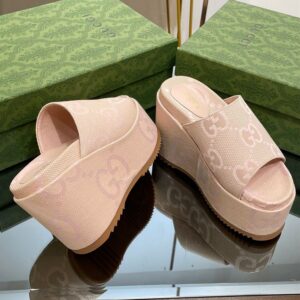 GUCCI JUMBO GG PLATFORM SLIDE SANDAL - Q047