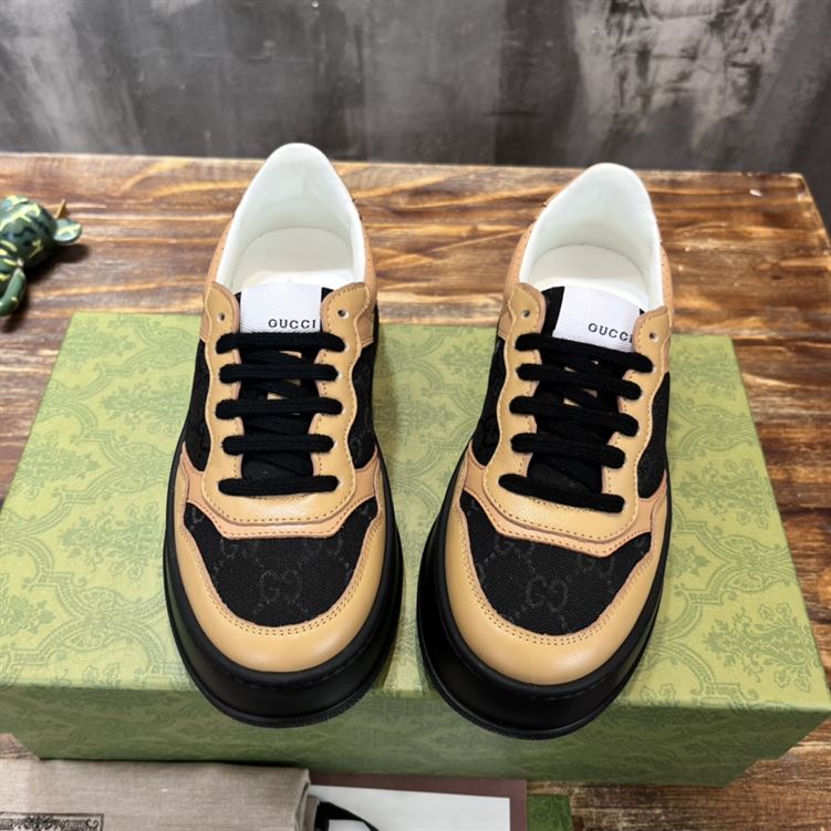 GUCCI LEATHER AND GG FABRIC SNEAKERS - G053