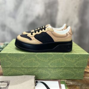 GUCCI LEATHER AND GG FABRIC SNEAKERS - G053