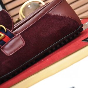 GUCCI LOAFER WITH DOUBLE G - IK046