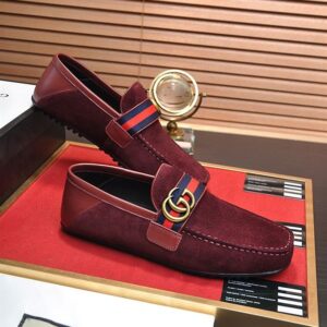 GUCCI LOAFER WITH DOUBLE G - IK046