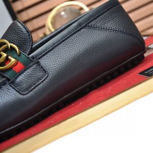 GUCCI LOAFER WITH DOUBLE G - IK049