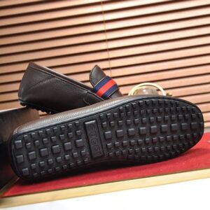 GUCCI LOAFER WITH DOUBLE G - IK050