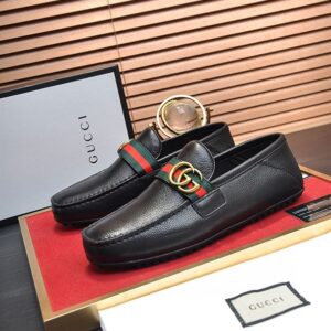 GUCCI LOAFER WITH DOUBLE G - IK051