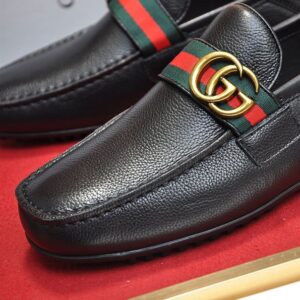 GUCCI LOAFER WITH DOUBLE G - IK051