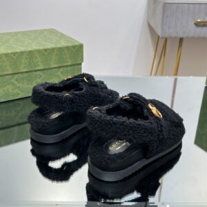 GUCCI MERINO WOOL SANDAL - Q035