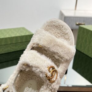 GUCCI MERINO WOOL SANDAL - Q036