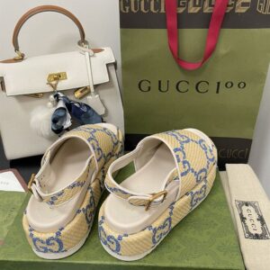 GUCCI MONOGRAM PLATFORM ROUND TOE RUBBER SOLE - Q078