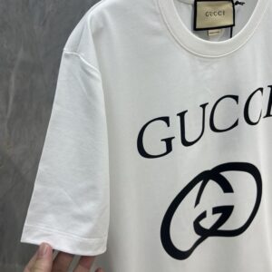 GUCCI OVERSIZE T-SHIRT WITH INTERLOCKING G - X019