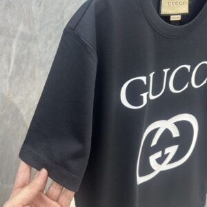 GUCCI OVERSIZE T-SHIRT WITH INTERLOCKING G - X020