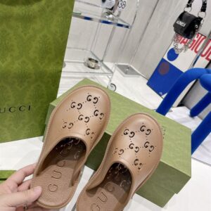 GUCCI PLATFORM PERFORATED G SANDAL - Q074