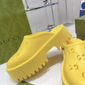 GUCCI PLATFORM PERFORATED G SANDAL - Q075