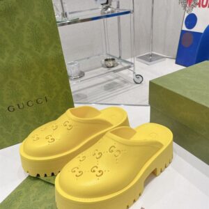 GUCCI PLATFORM PERFORATED G SANDAL - Q075