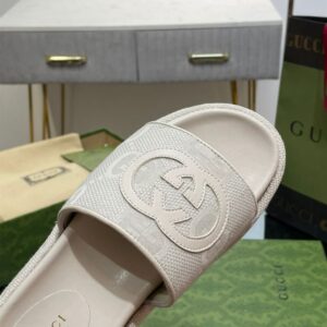 GUCCI PLATFORM SLIDE SANDAL - Q037