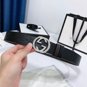 GUCCI REVERSIBLE GUCCI SIGNATURE BELT - AB030