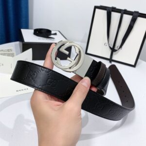 GUCCI REVERSIBLE GUCCI SIGNATURE BELT - AB030