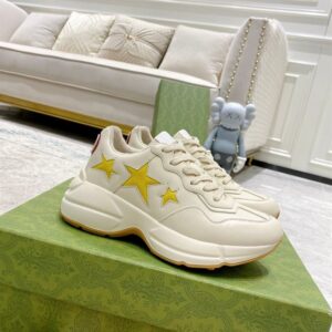 GUCCI RHYTON SNEAKER WITH STARS - G174