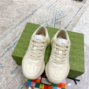 GUCCI RHYTON SNEAKER WITH STARS - G174