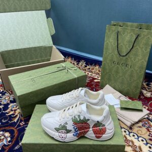 GUCCI RHYTON STRAWBERRY SNEAKERS - G172