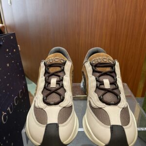 GUCCI RUN SNEAKER LIGHT GREY BROWN - G089