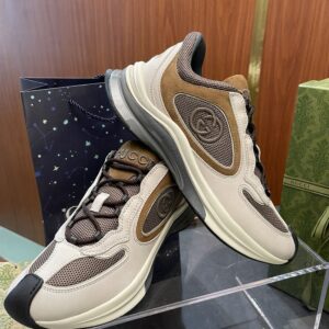 GUCCI RUN SNEAKER LIGHT GREY BROWN - G089