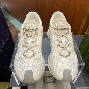 GUCCI RUN SNEAKER WHITE SUEDE - G090