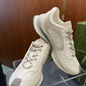 GUCCI RUN SNEAKER WHITE SUEDE - G090