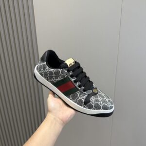 GUCCI SCREENER SNEAKER BLACK AND GREY GG SUPREME CANVAS - G060