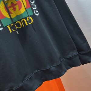 GUCCI VINTAGE LOGO HOODIE - H027