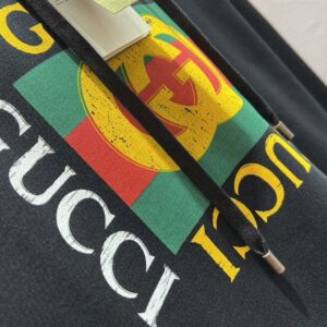 GUCCI VINTAGE LOGO HOODIE - H027