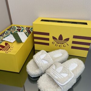 GUCCI x ADIDAS GG PLATFORM SANDAL – Q063