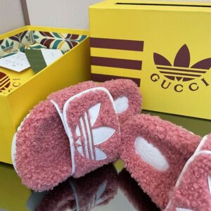 GUCCI x ADIDAS GG PLATFORM SANDAL - Q064