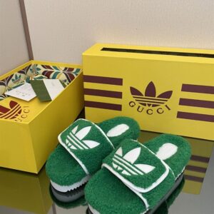 GUCCI x ADIDAS GG PLATFORM SANDAL - Q065