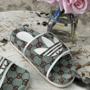 GUCCI x ADIDAS SLIDE SANDAL - Q082