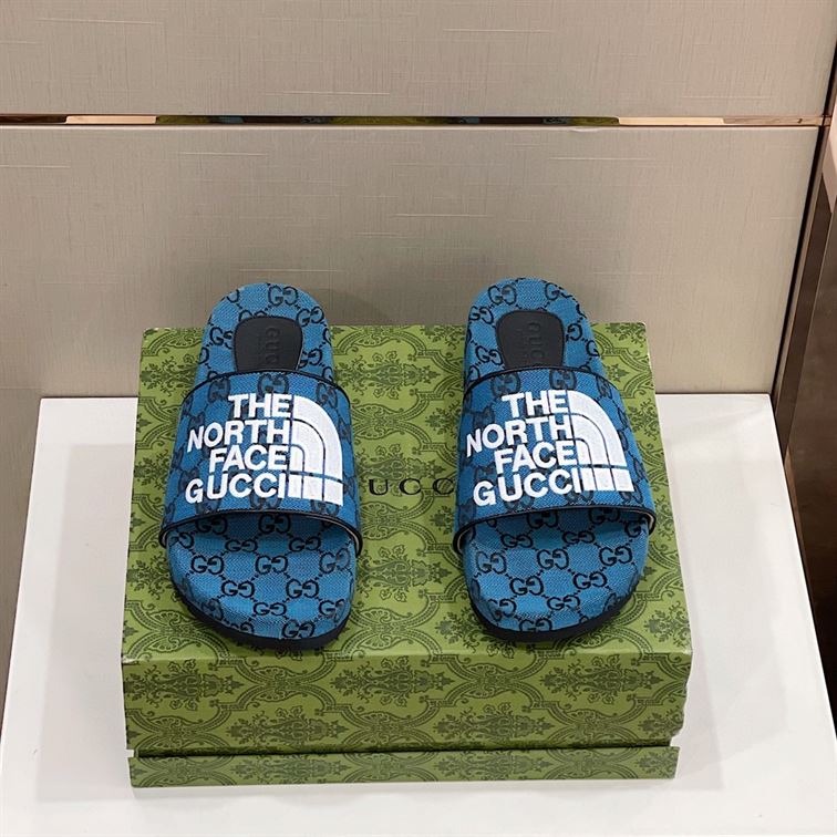 GUCCI x THE NORTH FACE GG SLIDE - Q109