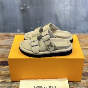 LOUIS VUITTON BOM DIA FLAT COMFORT MULE - S062