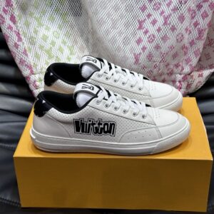 LOUIS VUITTON CHARLIE SNEAKER - L008