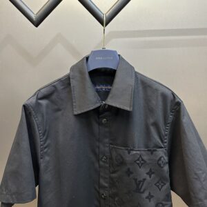 LOUIS VUITTON FLOCKED SHORT-SLEEVED COTTON SHIRT - V030