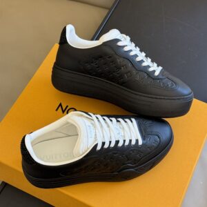 LOUIS VUITTON GROOVY PLATFORM SNEAKER - L122