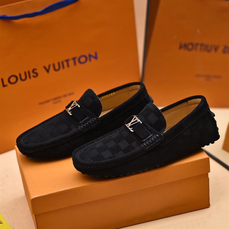 LOUIS VUITTON HOCKENHEIM MOCCASIN - T064