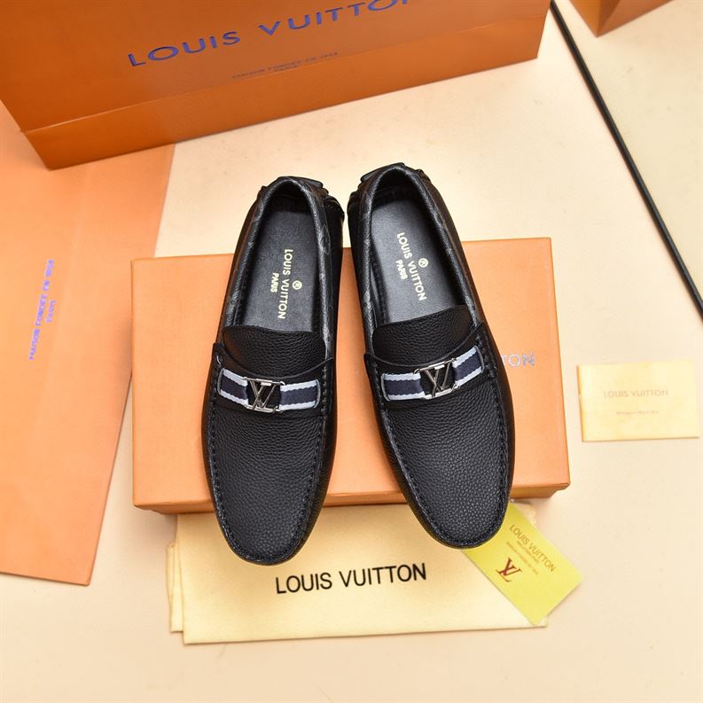 LOUIS VUITTON HOCKENHEIM MOCCASIN - T075