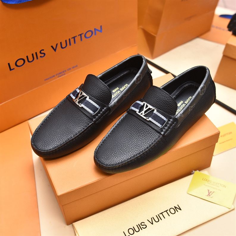 LOUIS VUITTON HOCKENHEIM MOCCASIN - T075